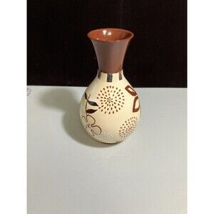 David Tutera Exotic Vase Vintage Style Brown with White Flowers